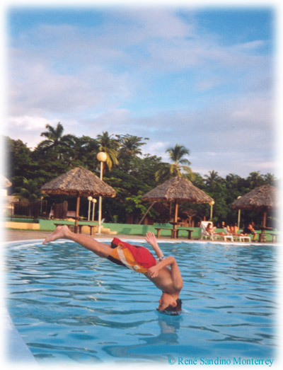 De cabeza al agua